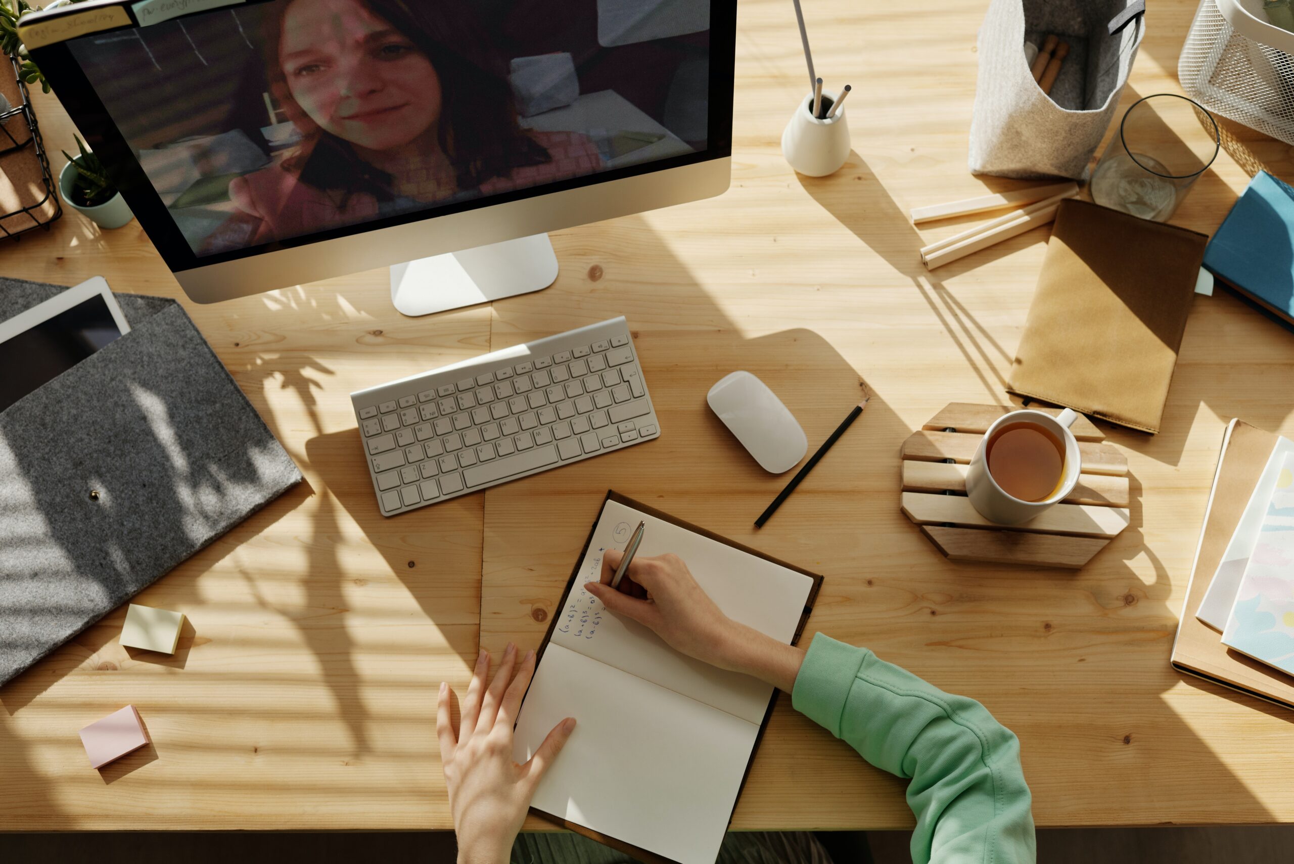 Video meeting, desktop